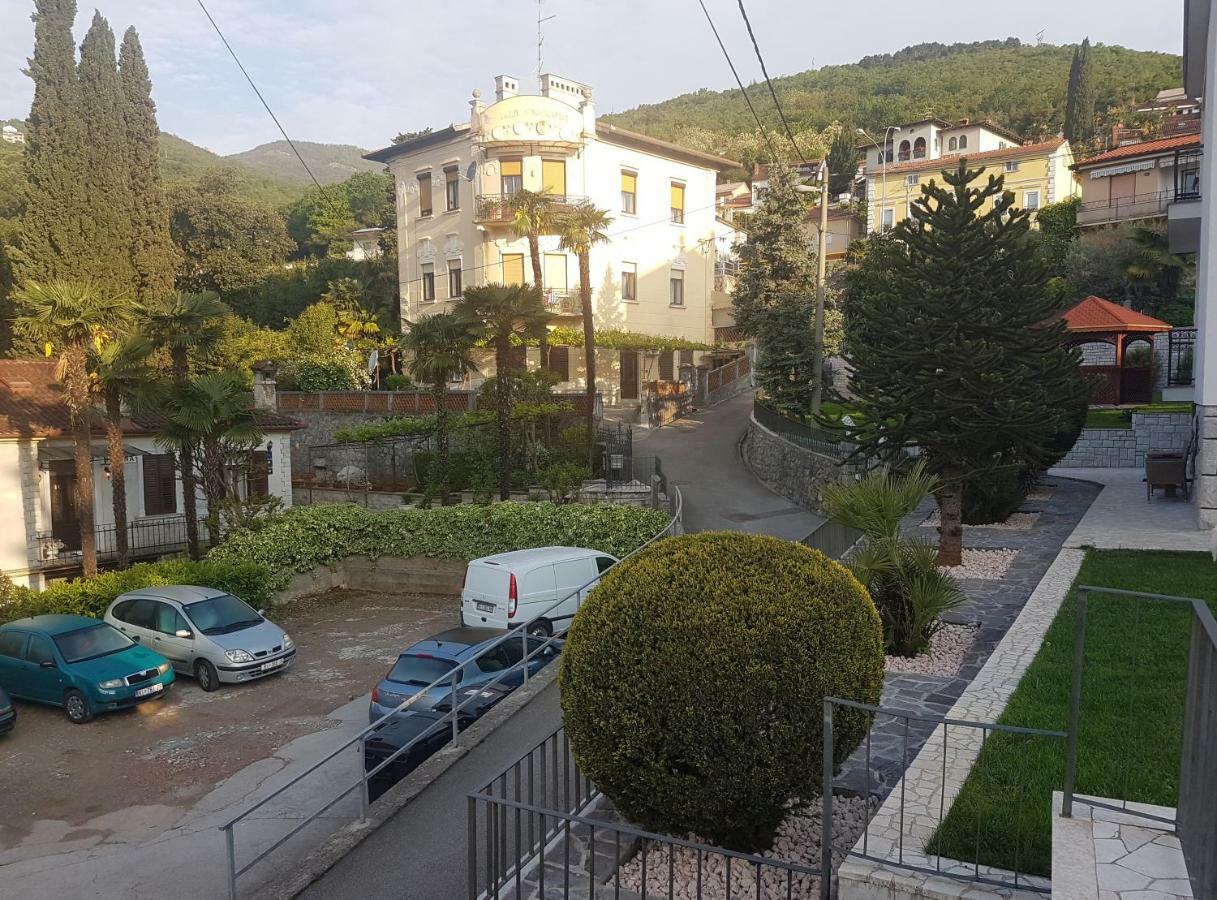 Opatija Centar Leilighet Eksteriør bilde