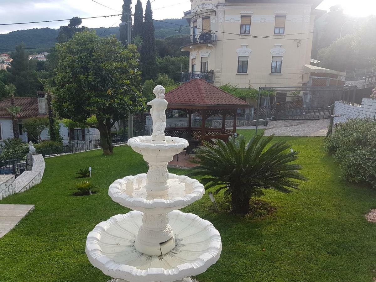 Opatija Centar Leilighet Eksteriør bilde